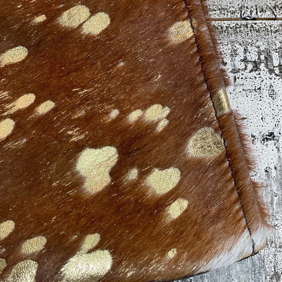 Cowhide Wristlet brown hair on hide with stunning gold acid wash highlights - Picture 5 of 9